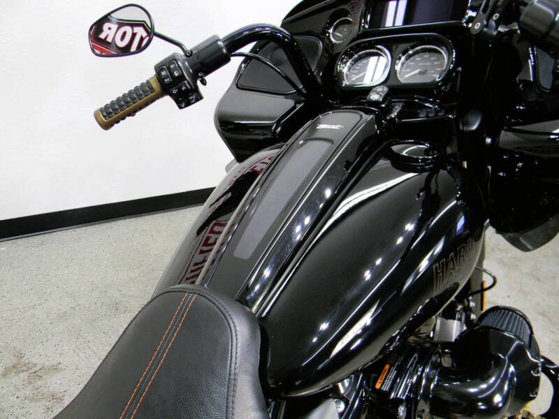 2023 Harley-Davidson Road Glide ST