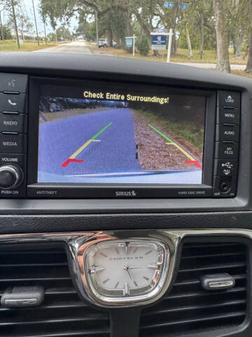 2014 Chrysler Town and Country Touring