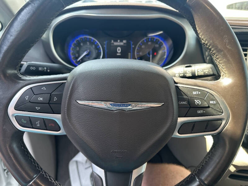 2017 Chrysler Pacifica Touring Plus