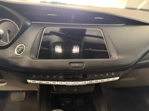 2020 Cadillac XT4 Luxury