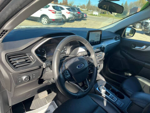 2022 Ford Escape Hybrid SEL