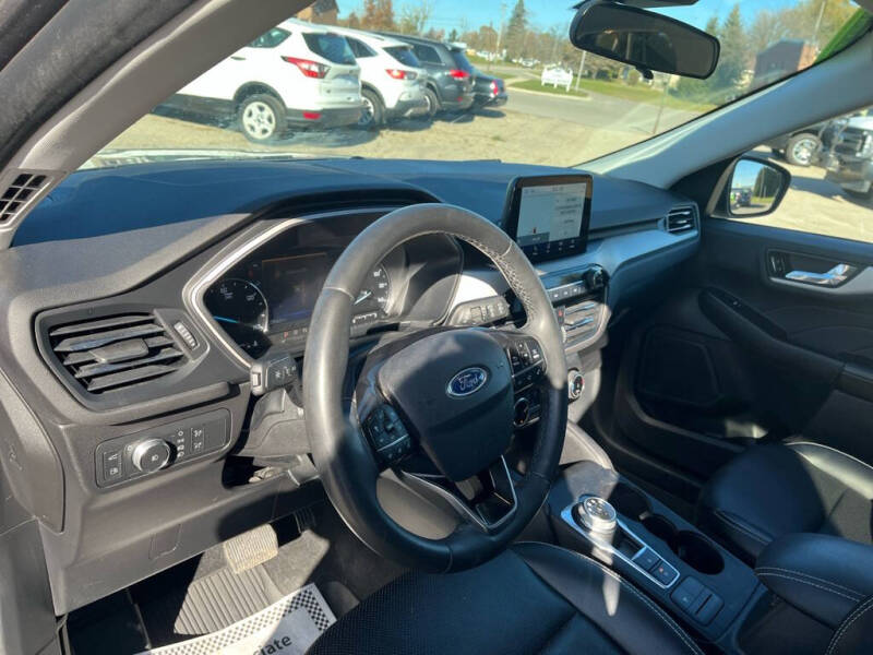 2022 Ford Escape Hybrid SEL