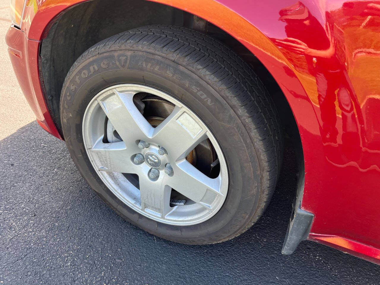 2005 Dodge Magnum 43