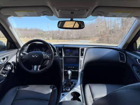 2016 Infiniti Q50 2.0T Premium