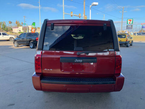 2008 Jeep Commander Sport
