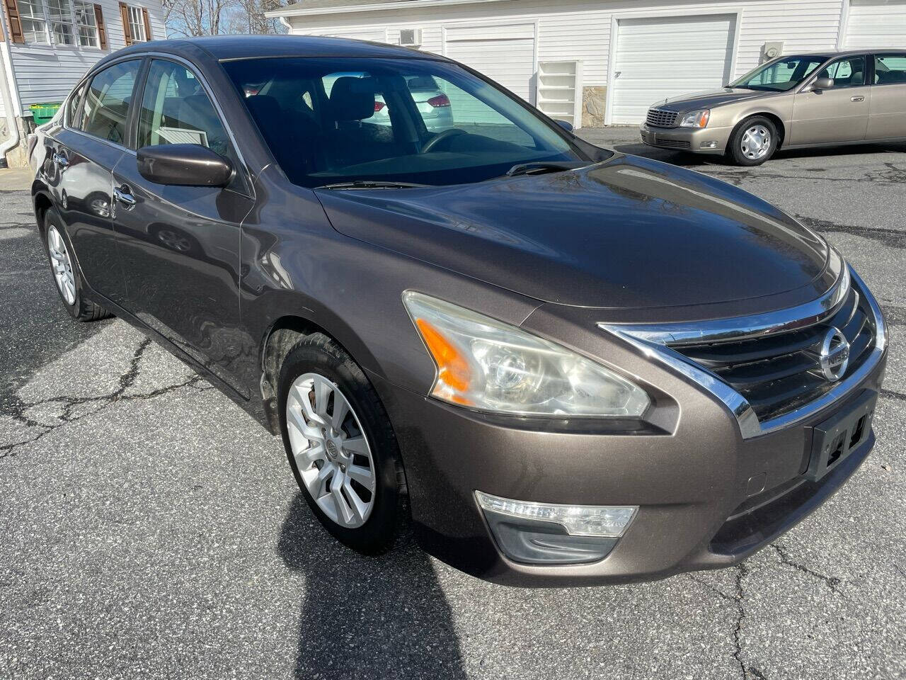 brown 2014 nissan altima