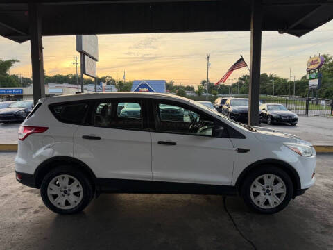 2015 Ford Escape S
