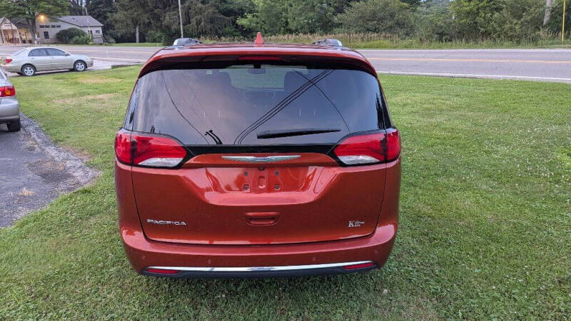 2018 Chrysler Pacifica Touring L
