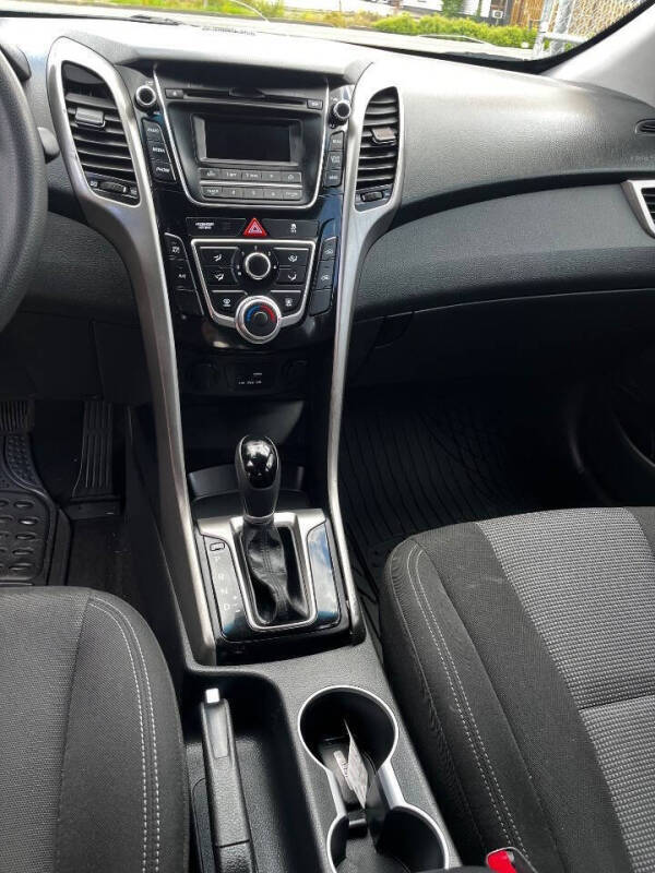 2017 Hyundai Elantra GT