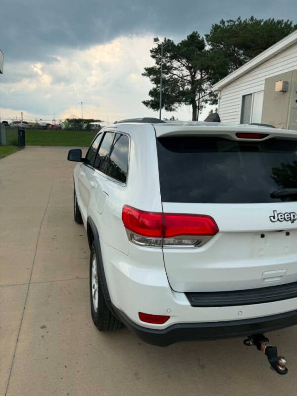 2018 Jeep Grand Cherokee Laredo E