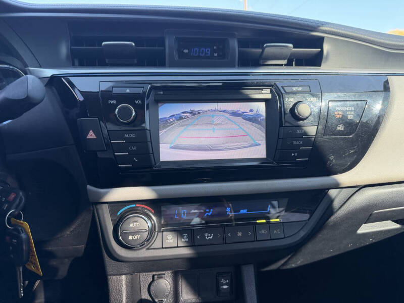 2015 Toyota Corolla LE