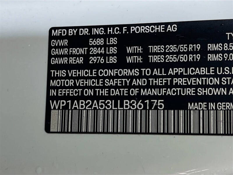 2020 Porsche Macan S