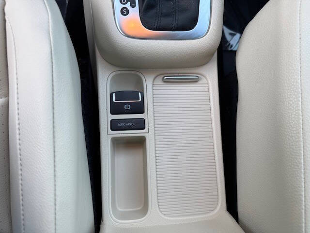 2011 Volkswagen Tiguan SE 4Motion