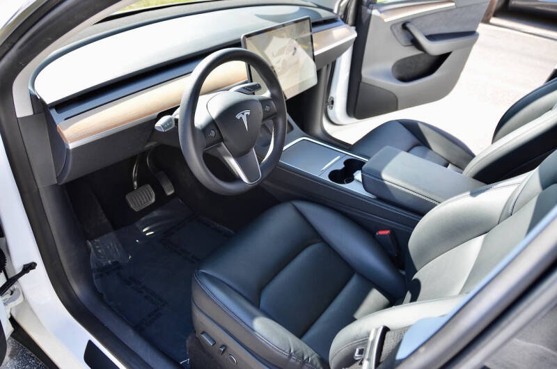 2023 Tesla Model Y Long Range