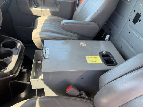 2017 Chevrolet Express 2500