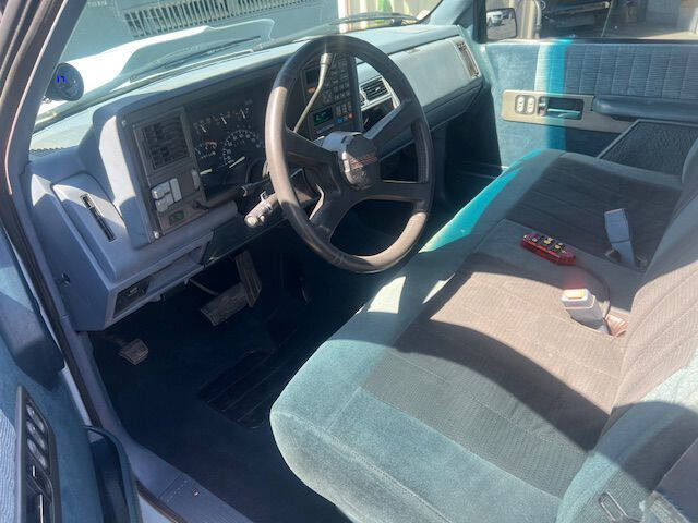 1992 Chevrolet C/K 1500 Series for sale at L & W Motors in Tracy, CA