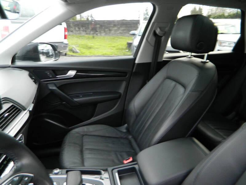 2018 Audi Q5 2.0T quattro Premium Plus