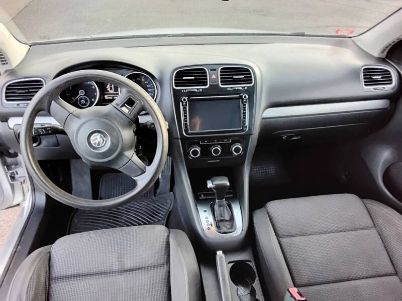 2011 Volkswagen Golf 2.5L