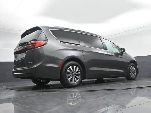 2021 Chrysler Pacifica Hybrid Touring L