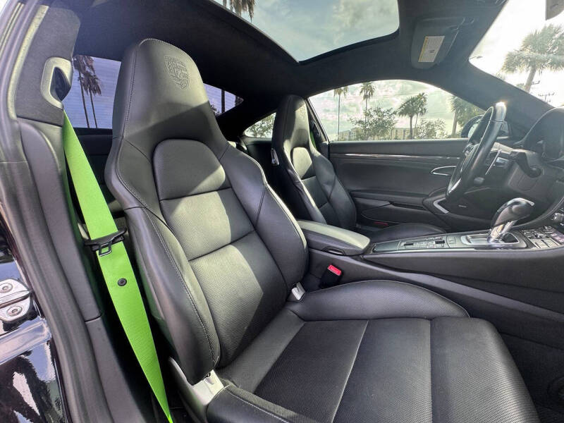 2018 Porsche 911 Turbo S