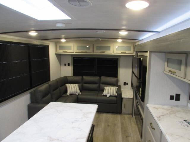 2024 Forest River T322 VIEW