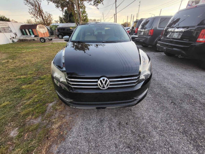 2014 Volkswagen Passat Wolfsbug Edition photo 3