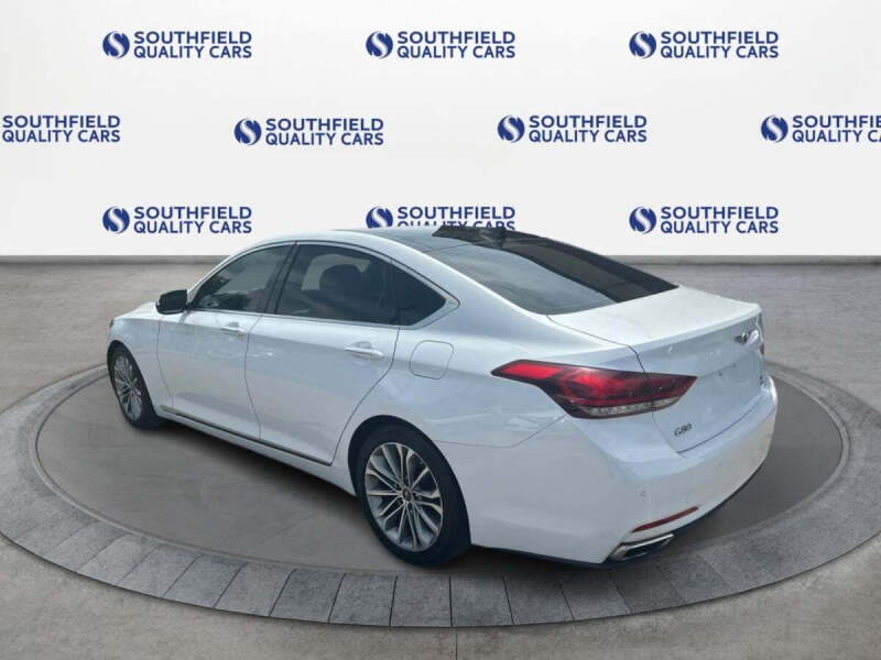 2017 Genesis G80