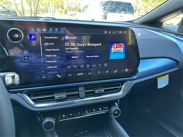 2026 Chevrolet Equinox EV LT 2