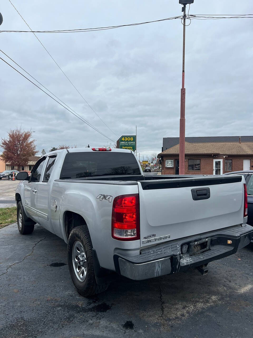 2013 GMC Sierra 1500 for sale at KIMACO AUTO SALES in Columbus, OH