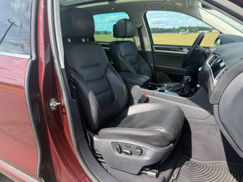 2017 Volkswagen Touareg V6 Executive