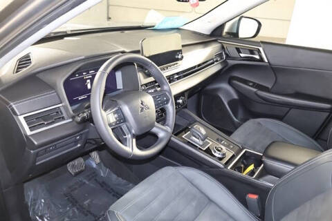 2022 Mitsubishi Outlander SE