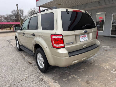 2011 Ford Escape XLT