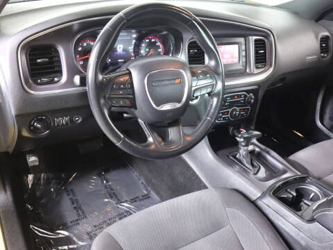 2017 Dodge Charger SE