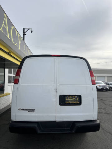 2015 Chevrolet Express 2500