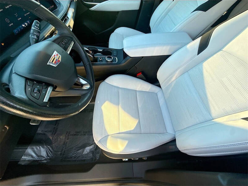 2024 Cadillac XT4 Sport