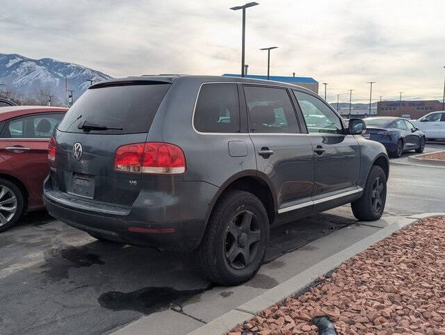 2004 Volkswagen Touareg for sale at Axio Auto Boise in Boise, ID