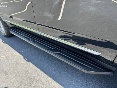 2025 GMC Yukon Elevation