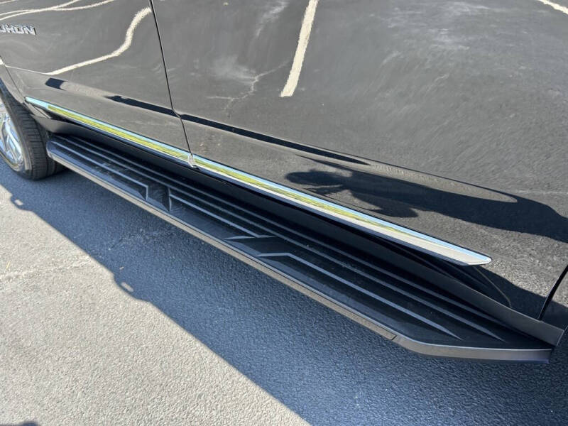 2025 GMC Yukon Elevation