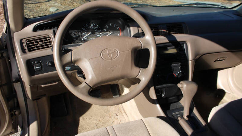 2000 Toyota Camry LE