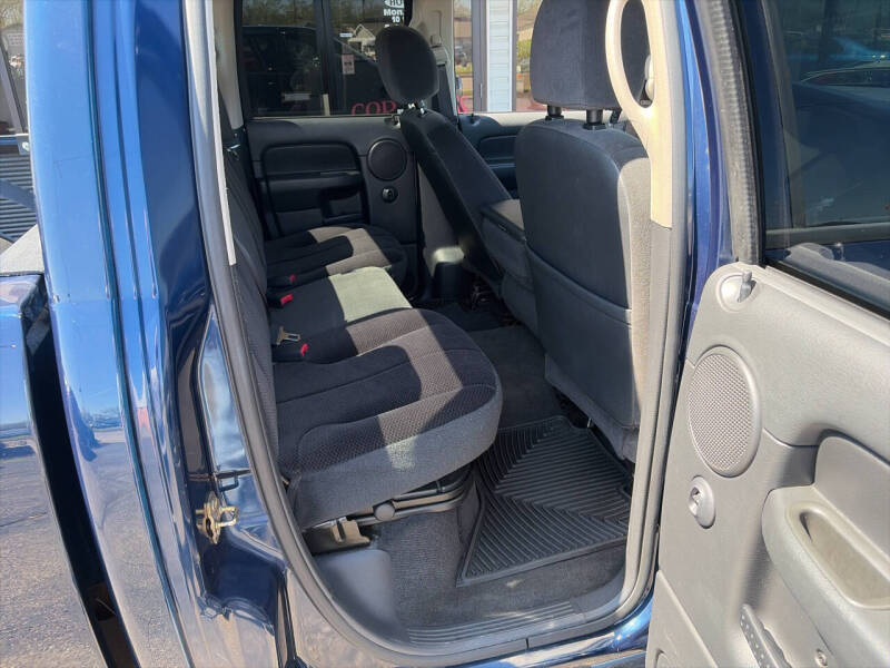 2004 Dodge Ram 1500 SLT