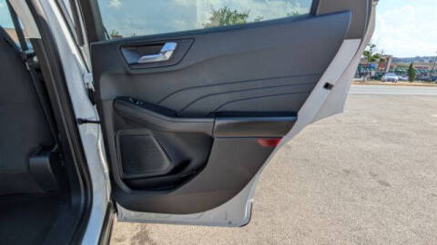 2021 Ford Escape SE