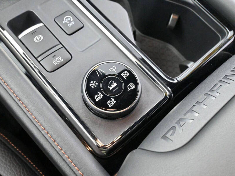 2024 Nissan Pathfinder Rock Creek