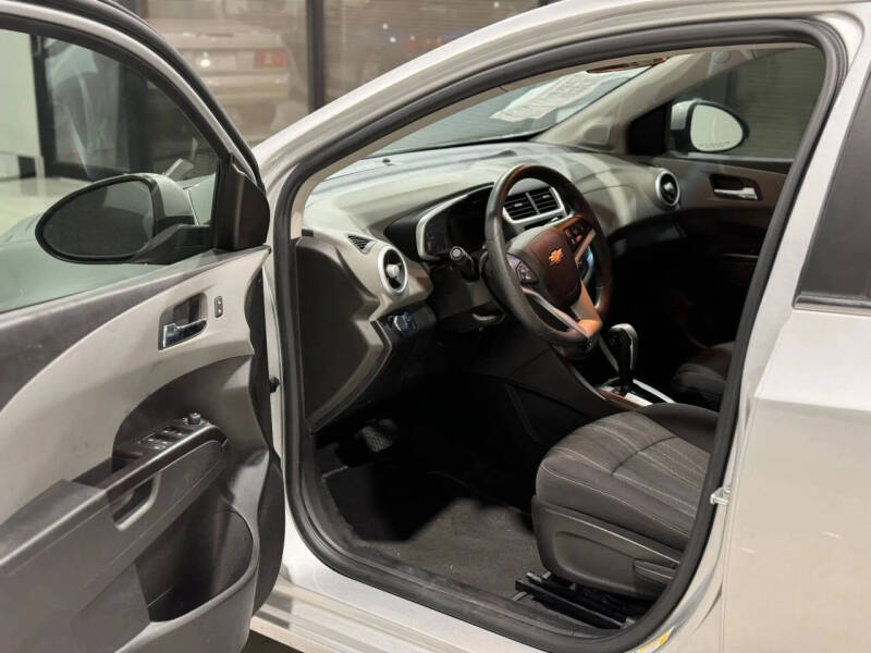 2020 Chevrolet Sonic LT