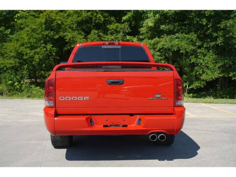 2004 Dodge Ram 1500 SRT-10