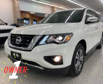 2020 Nissan Pathfinder for sale at Dixie Imports in Fairfield OH
