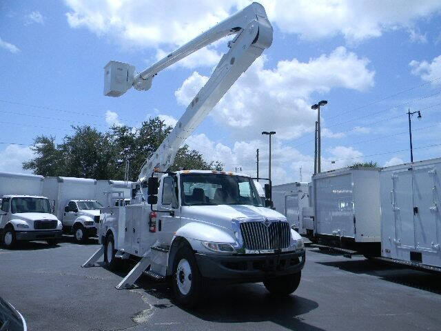 2016 International DuraStar 4300 for sale at Longwood Truck Center Inc in Sanford FL