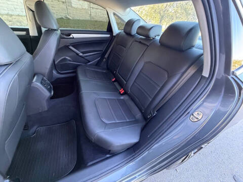 2021 Volkswagen Passat SE