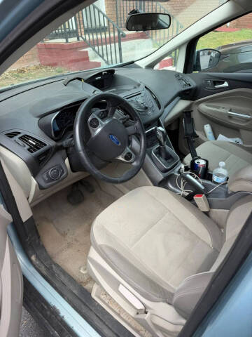 2014 Ford C-MAX Hybrid SE