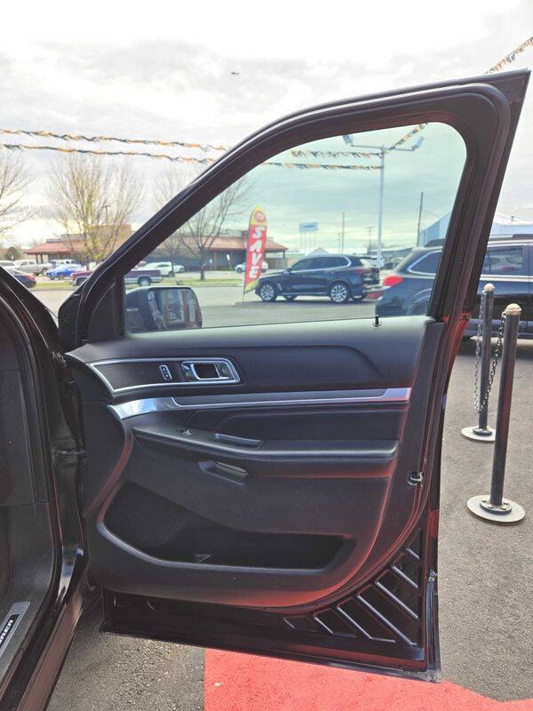 2016 Ford Explorer Sport