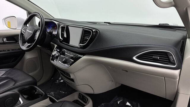 2021 Chrysler Pacifica Hybrid Touring L